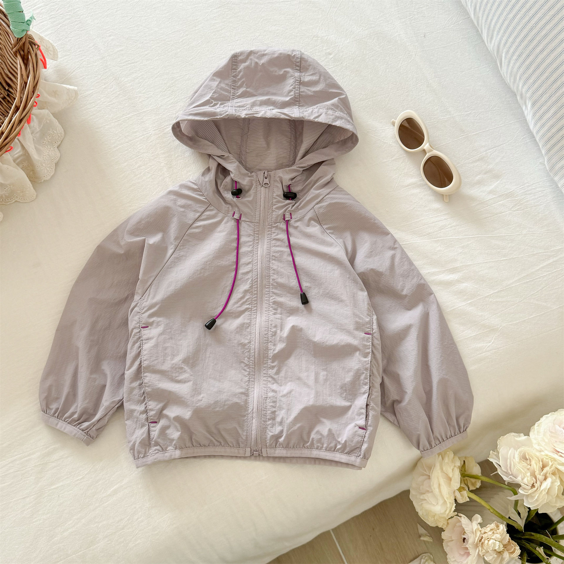Niños estrellas redondas niñas 2025 nueva ropa de protección solar bebé de verano anti-UV UPF50 + abrigo de secado rápido transpirable