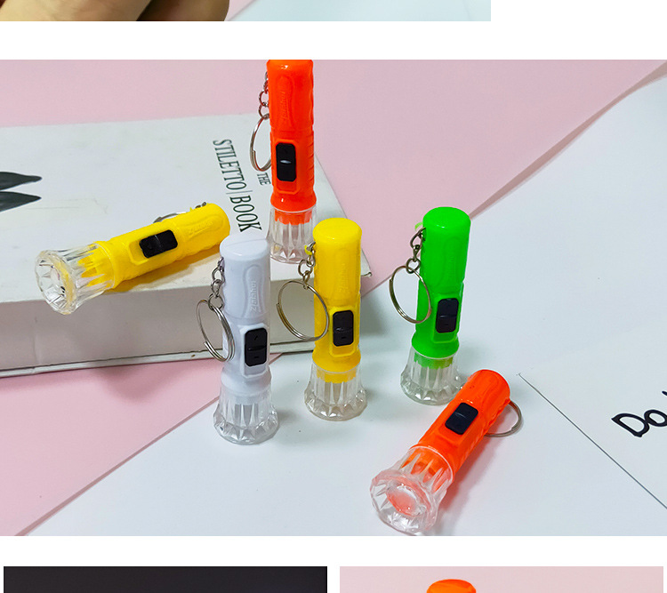 Mini Led Kunststoff Einfarbig Kinder Glowing Kleine Taschenlampe Spielzeug display picture 1