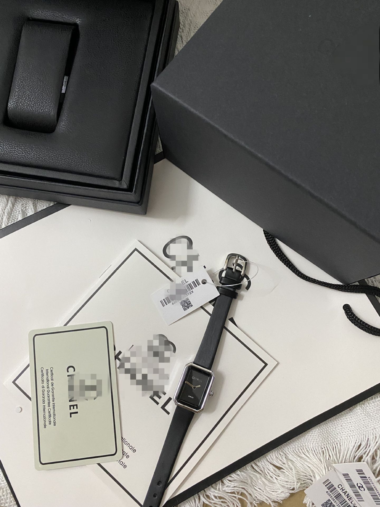 Black silver (juan ribbon)