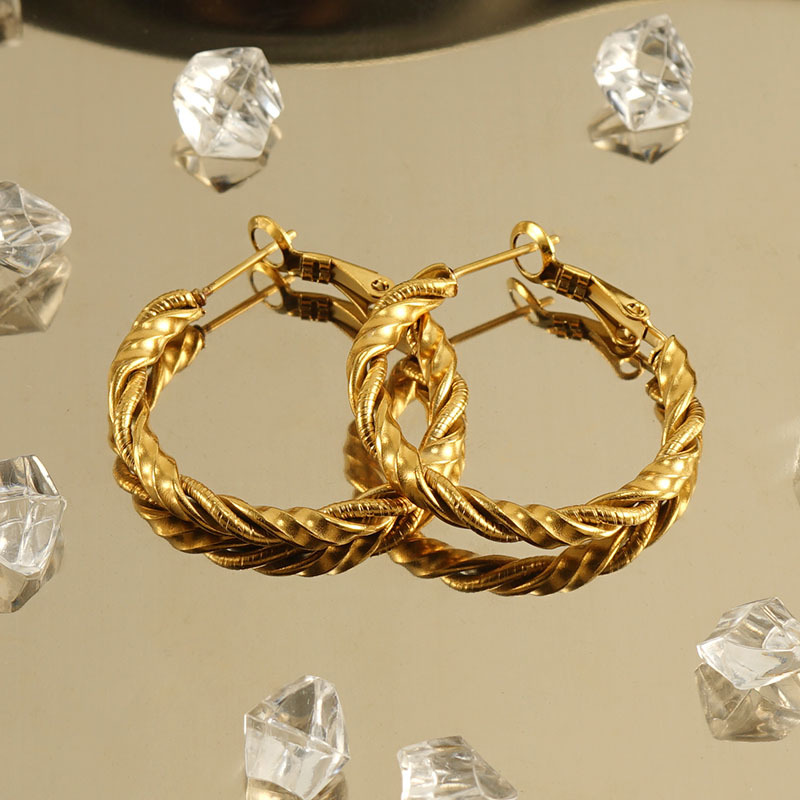 Pendientes espirales redondos de acero inoxidable 2023 nueva moda europea y americana pendientes de acero de titanio de 18K elegantes exquisitas femeninas