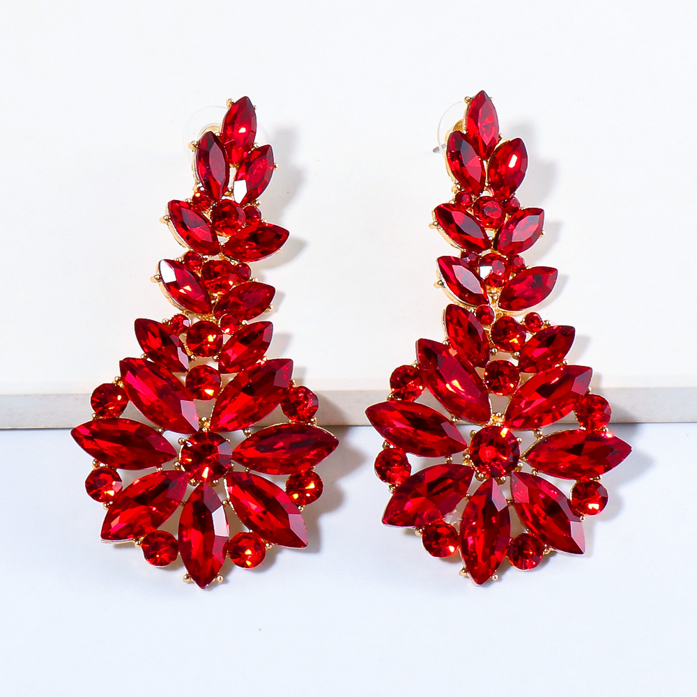 Nihaojewelry Jewelry Wholesale Fashion Geometric Inlaid Colorful Diamond Earrings display picture 31
