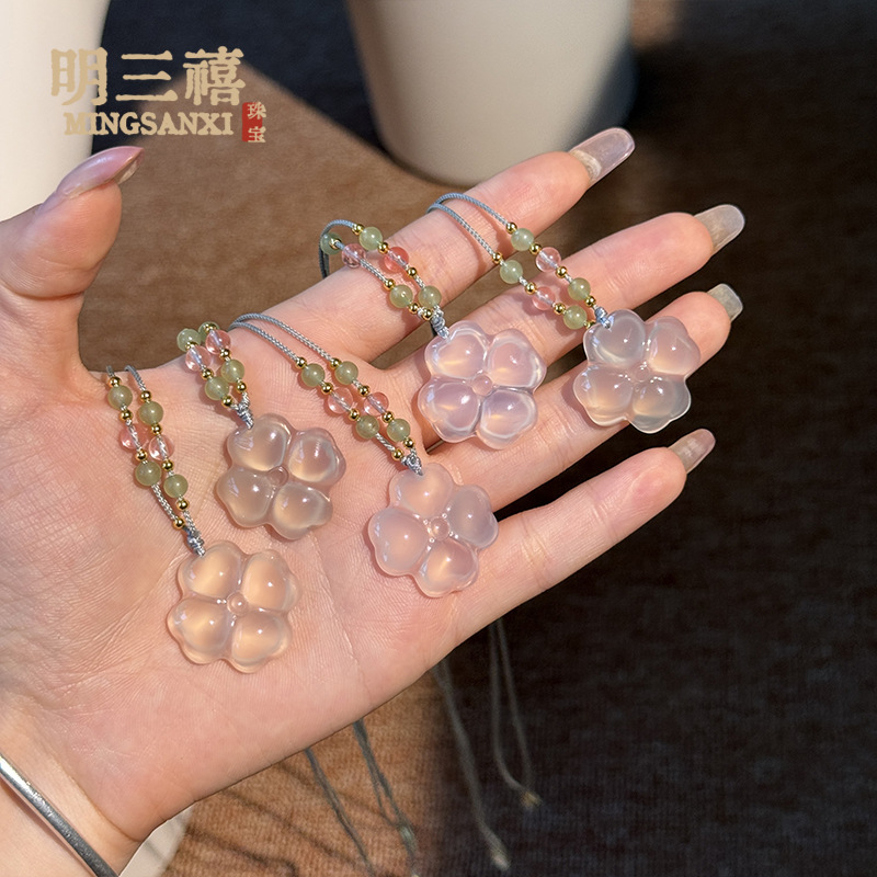 高冰白色四叶草2 / 裸坠