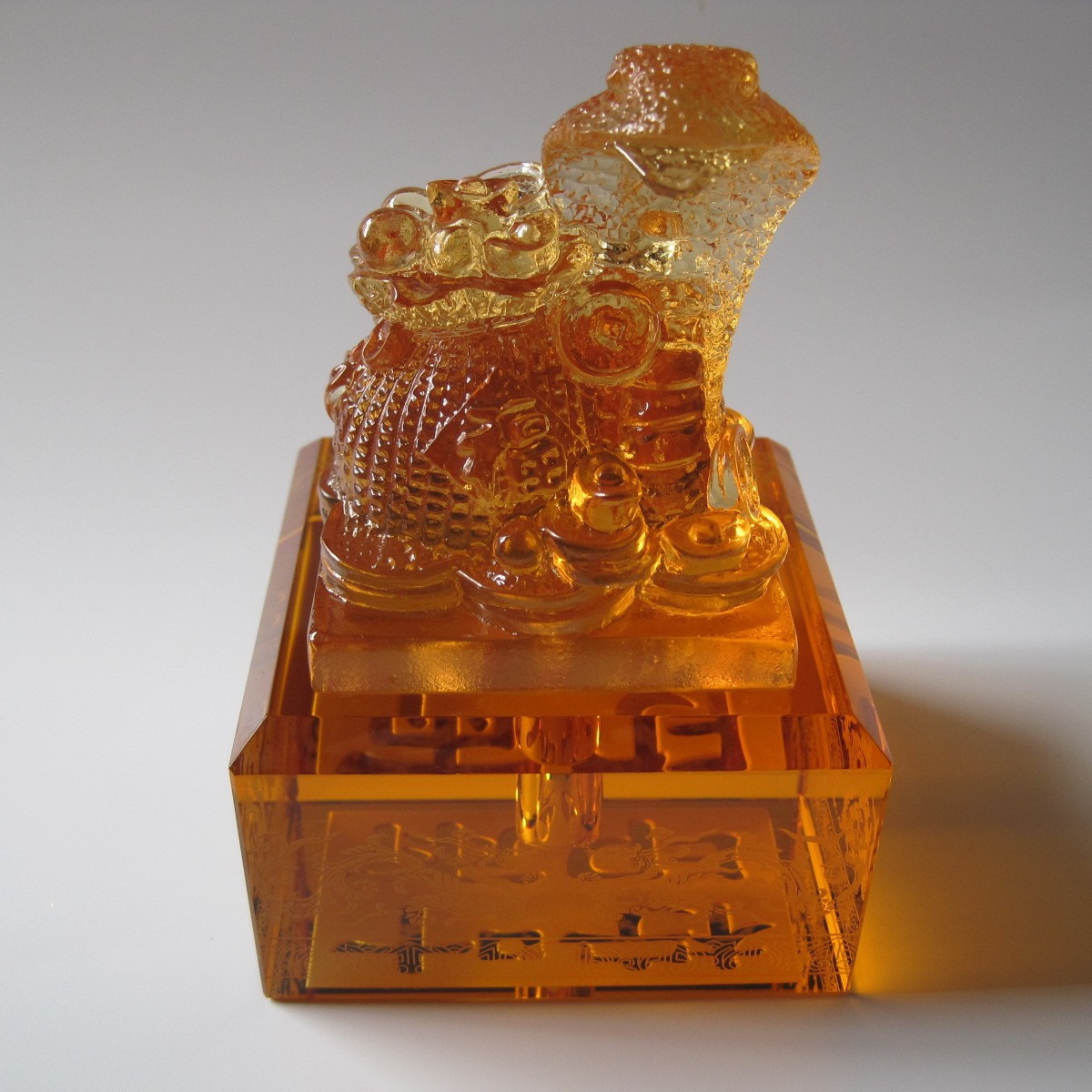 70*70*110 glazed snake