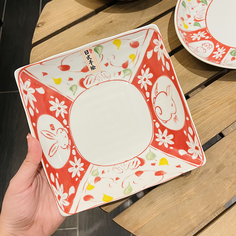 6.5 인치 사각형 플레이트 (48 pc/box) 길이 17.3cm, 높이 3.4cm