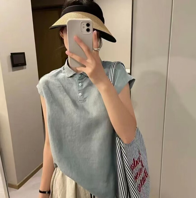 Hot-Selling 2026 Summer New Style High-End Elegant Solid Color Lapel Shirt, Simple Loose Fit, Super Slimming and Stylish Blouse