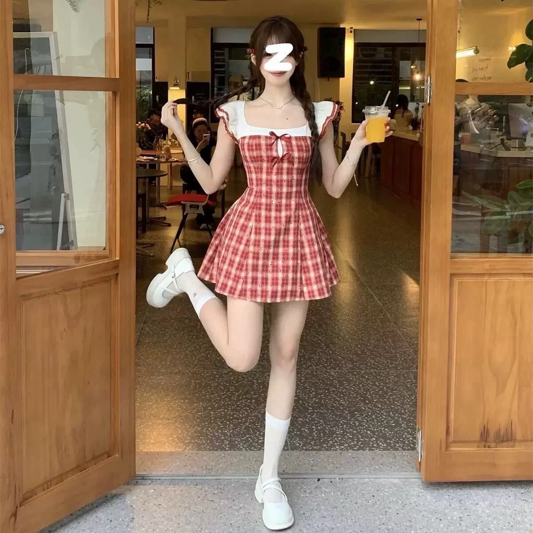 外贸少女感显瘦气质复古红格纹小飞袖公主裙小个子百搭裙直播爆款