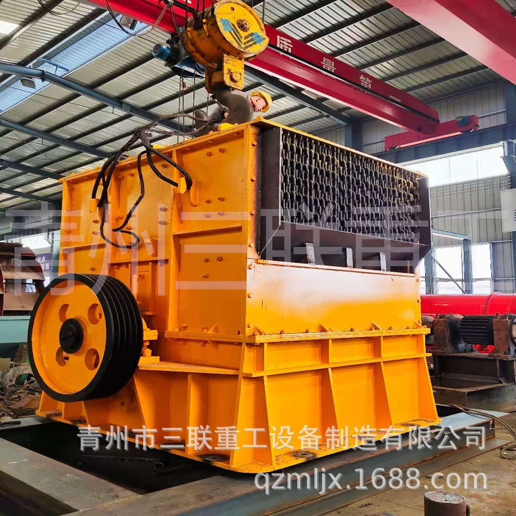 SL锤破用于较硬石料的破碎由锤子打击冲击剪切研磨作用而粉碎