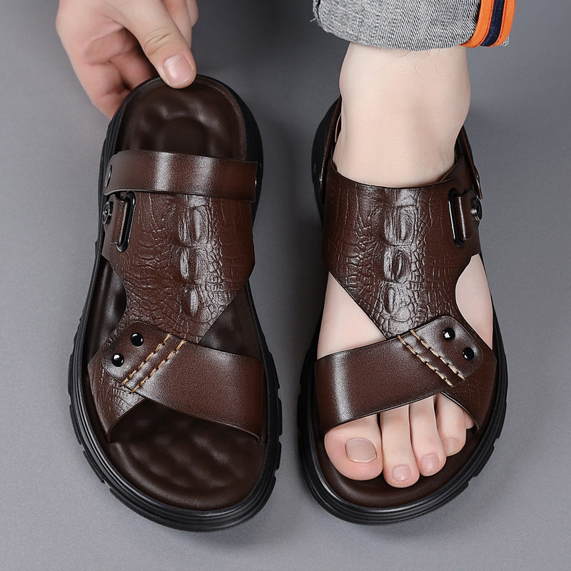 Dép sandal nam quai ngang mũi tròn, đế bằng mềm chống trượt, kiểu hở ngón đi biển và đi ngoài trời — Màu nâu, màu đen