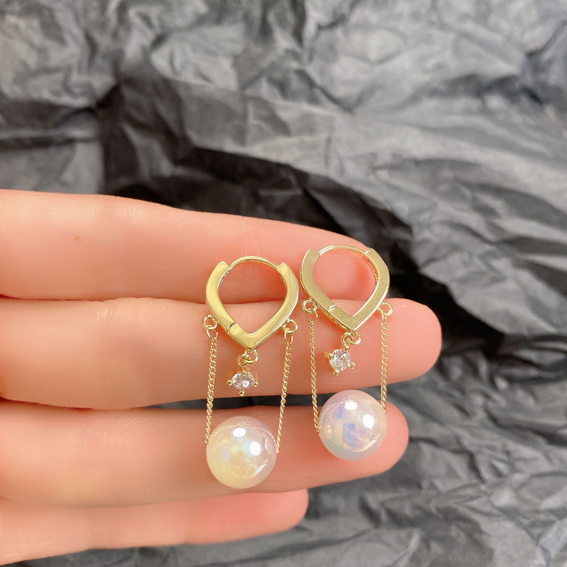 Pendientes de perlas de estilo coreano borla del todo fósforo de las mujeres pendientes de diamantes de imitación con incrustaciones pendientes de alto grado pendientes de estilo ins lote