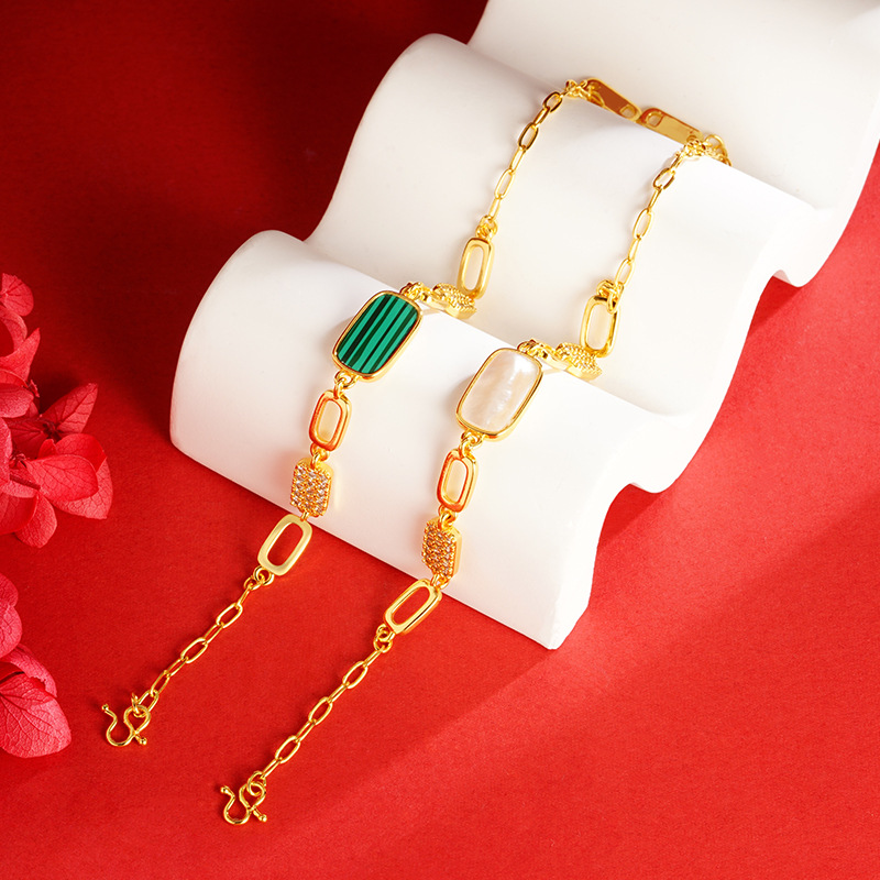 Arena de oro simple pulsera de pavo real niña pequeño libro rojo mismo estilo popular estilo todo partido estilo antiguo suministro de fábrica al por mayor