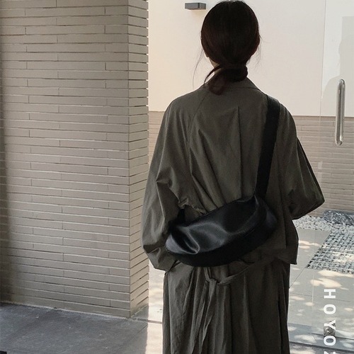 European and American minimalist soft leather pleated bag large capacity lazy crossbody dumpling cloud armpit bag 2024 new shoulder bag