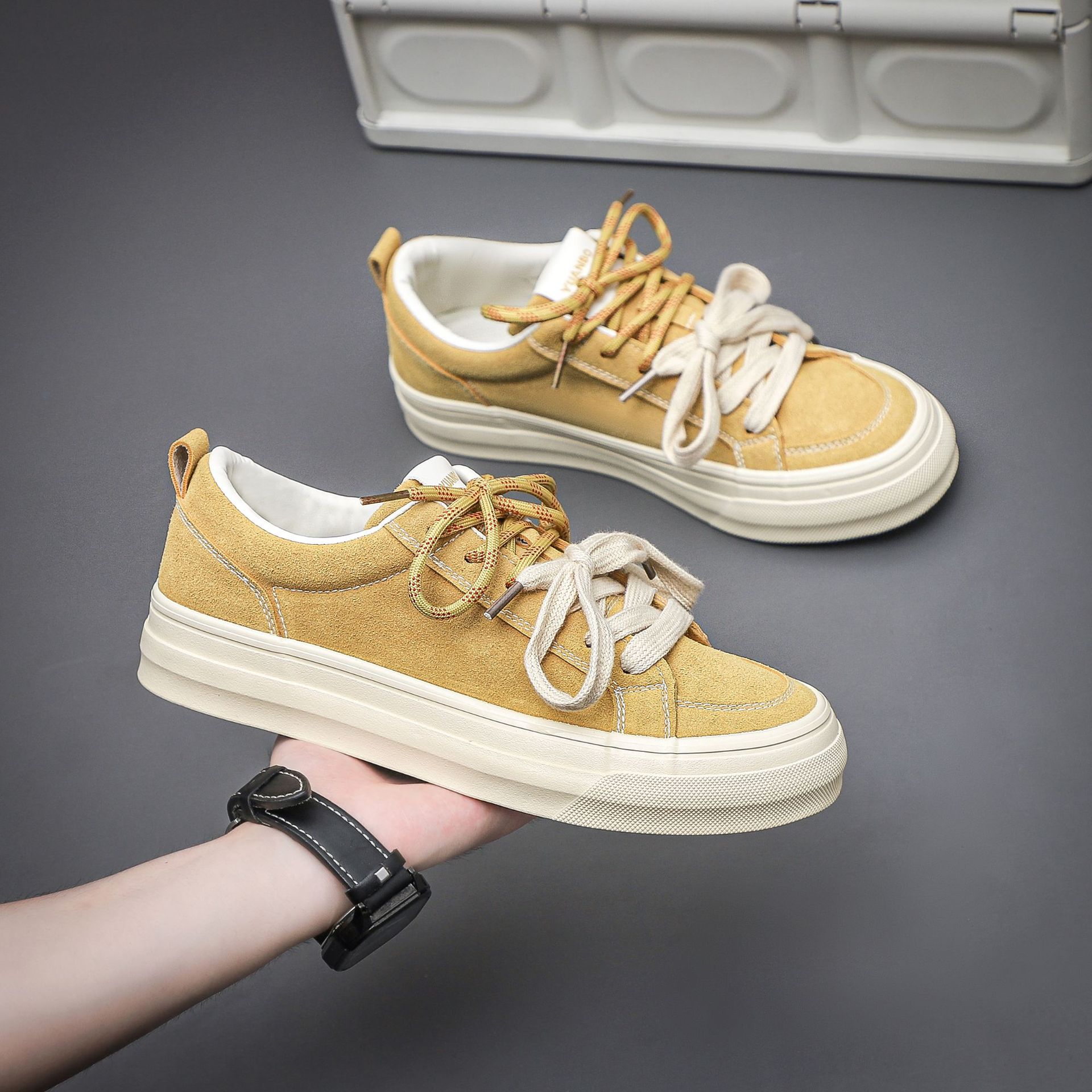 Zapatos de moda para hombres con suela gruesa 2025, zapatos de lona de color antiguo, zapatos de lona de estilo de puerto para hombres, zapatos sucios, zapatos de skate
