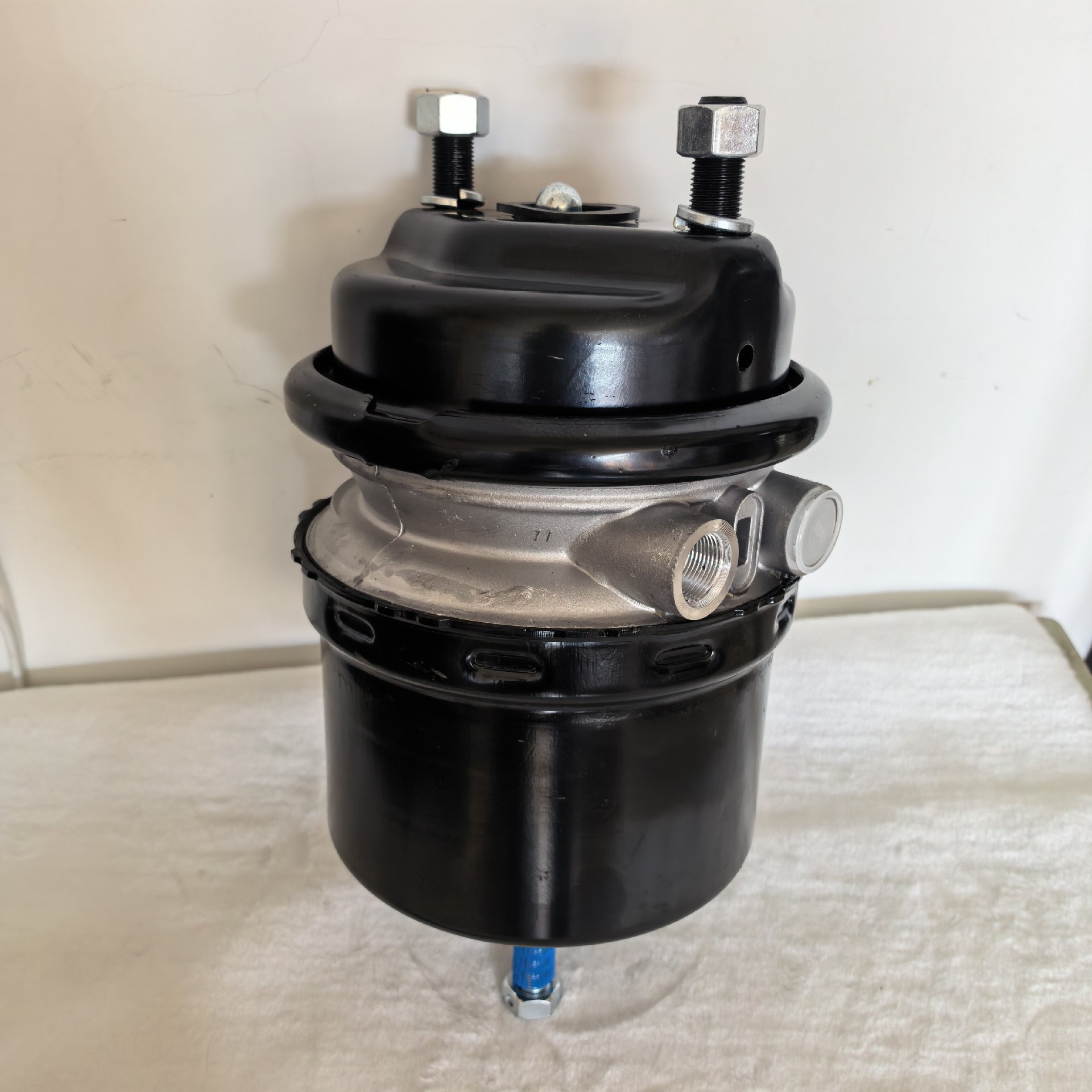 Volvo, MAN heavy-duty truck 24/24DCP snap-on brake chamber, Sinotruk, Mercedes-Benz, Howo, Delong, Auman