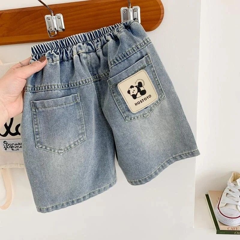 Kids' denim shorts, summer 2026 new style, stylish, casual, versatile mid-length shorts, trendy five-point pants for little boys.