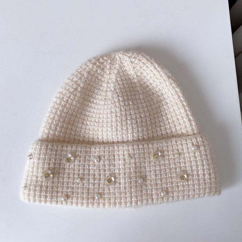 Women's Simple Style Flower Eaveless Wool Cap display picture 11