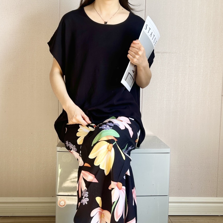 圆领短袖T恤女士夏季凉爽棉绸上衣人造棉衣服绵绸纯色薄款新品