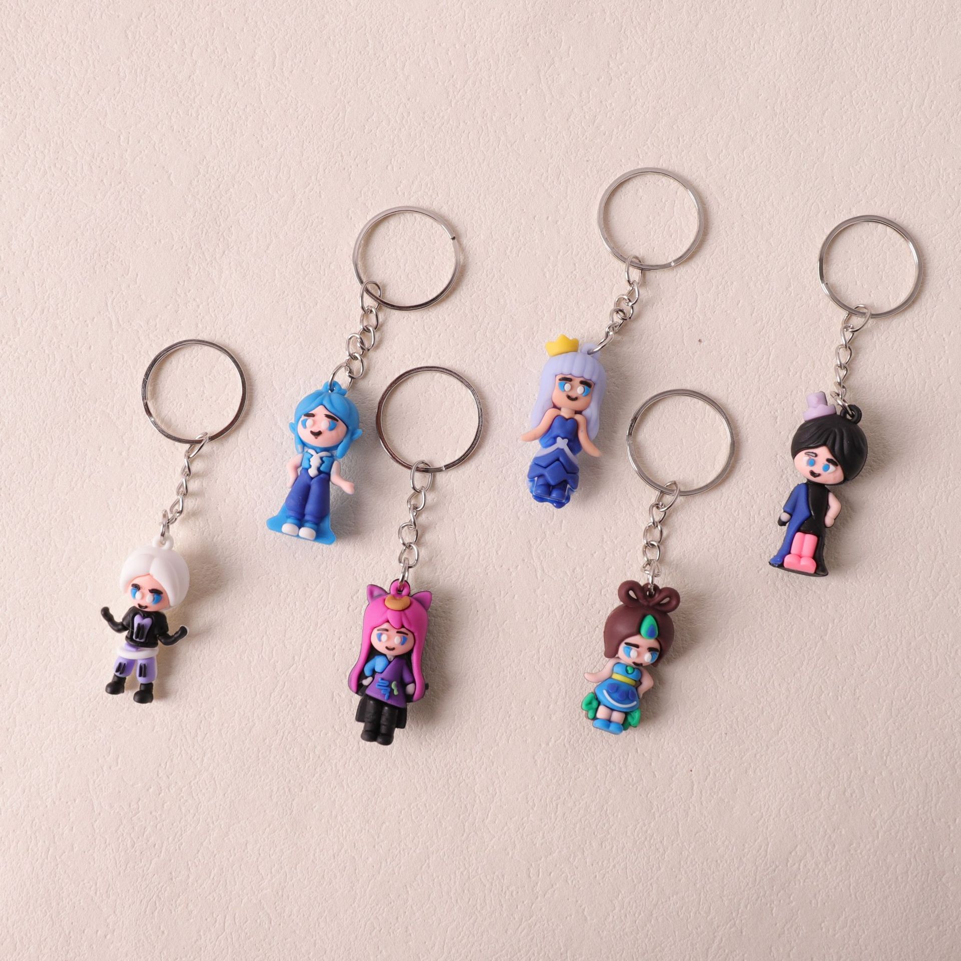 Cartoon Ye Lori Keychain pequeño colgante   Accesorios de llavero PVC al por mayor pegamento blando colgante de muñeca tridimensional image 4