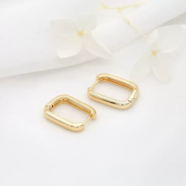 14K金光面个性气质几何耳环耳扣 新款方形耳圈时尚耳饰饰品配件