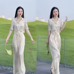 【5595人コレクション】2025夏ネットレッド新ファッションスーツ女性デザイン感シャツ高腰