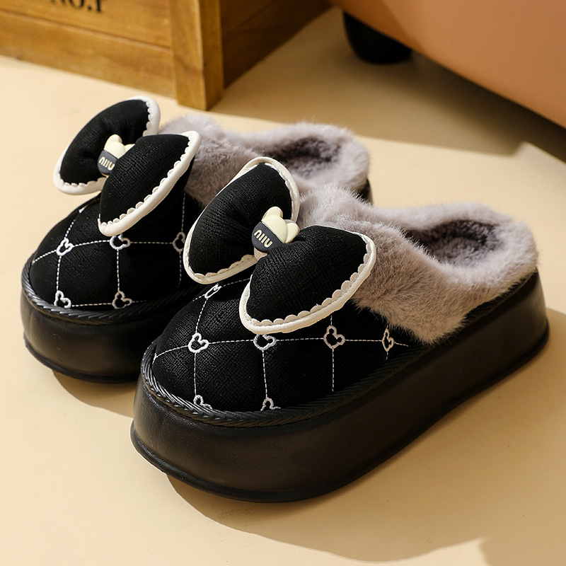 Zapatillas de algodón para mujer, suela gruesa, moda de hogar para interiores, con lazo, gruesas, cálidas, impermeables, PU, novedad de 2024