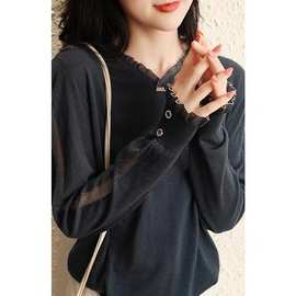 温柔甜美V领金丝拼网纱木耳边内搭打底针织衫女秋ZZ325497