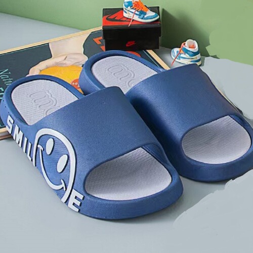Wholesale street stall new style men's and women's slippers, fashionable smiling Korean style men's and women's couple's non-slip and anti-odor slippers