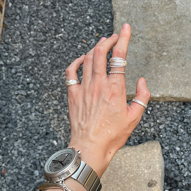 Collezione completa in argento Sterling martellato fatto a mano, design di nicchia, stile versatile, unisex._voghion.com