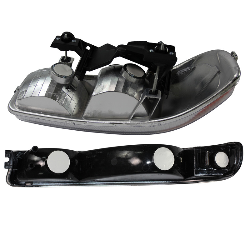 Aplicable a GMC 1999 - 2006 modelo de faro Sierra estándar americano modelo de galvanoplastia de halógeno medio conjunto original