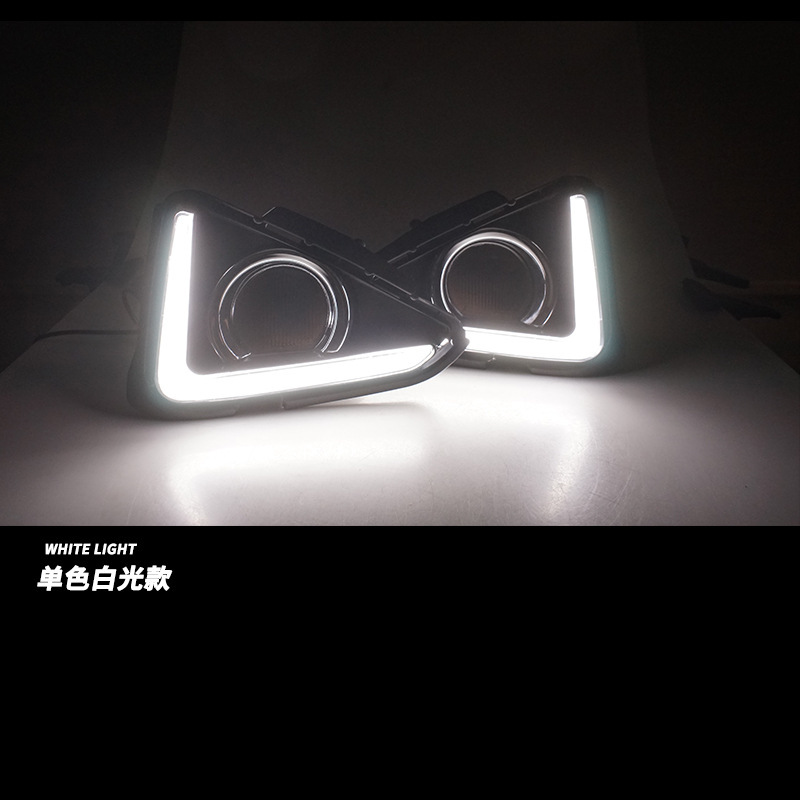 Aplicable 16 17 18 19 Toyota RAV4 luces diurnas renovación LED luces diurnas luces de niebla delanteras image 6