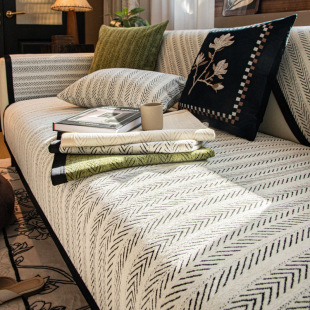 French Mid-Century Style Sofa Cushion for All Seasons 2025 New Cushion Cover Non-Slip Accessible Luxury Retro Sofa Cover
