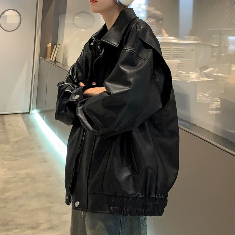 Black motorcycle leather jacket for men, trendy and cool, stylish and sophisticated American retro style.