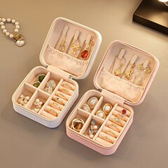 ジュエリーボックスのネックレスのイヤリングのピアスの収納ボックスの精巧な旅行の携帯型のアクセサリーの指輪のアクセサリーの収納ボックスの新型