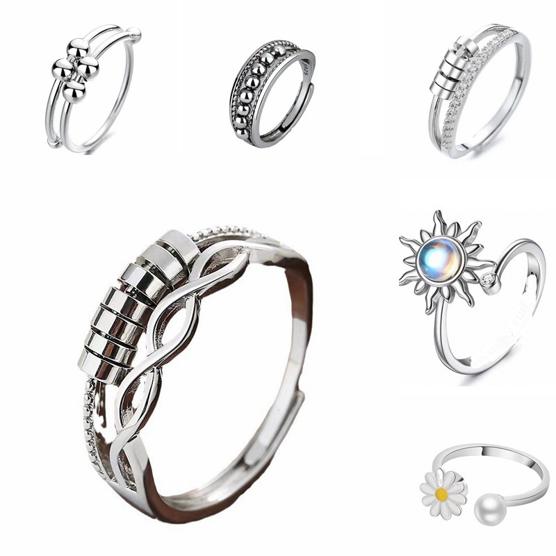 Thousands of people repurchase the new European and American style Amazon best-selling rotating bead ring, a creative ring for women that helps relieve stress and anxiety