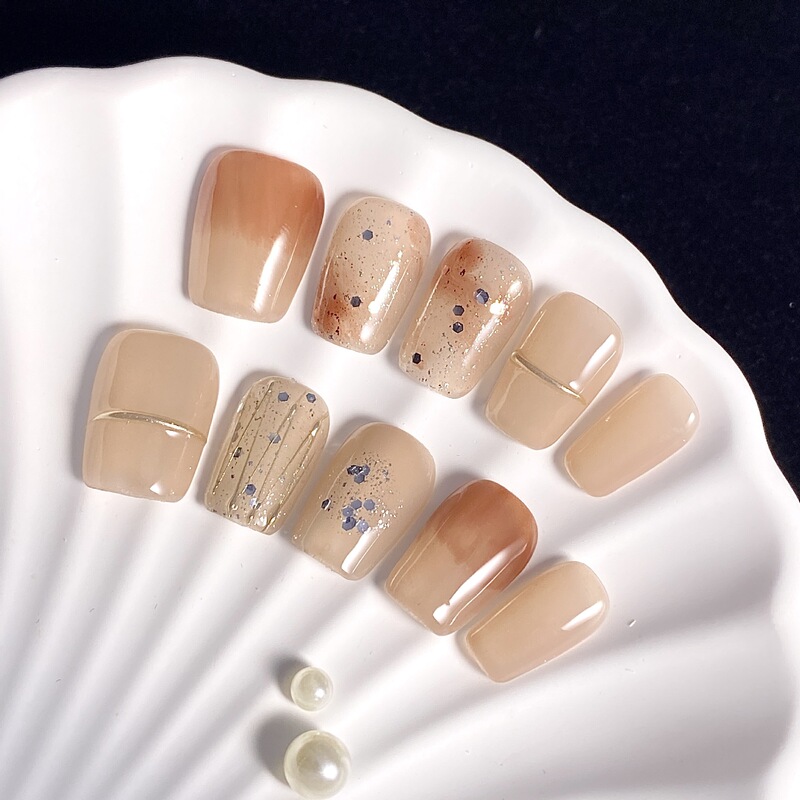 Light Luxury Style Iced Tea Ultra-Short Ladder-Shaped Nail Tips, Handmade Wearable Nails with Gradient Ribbon, Mirror Powder, and Glitter Nail Art