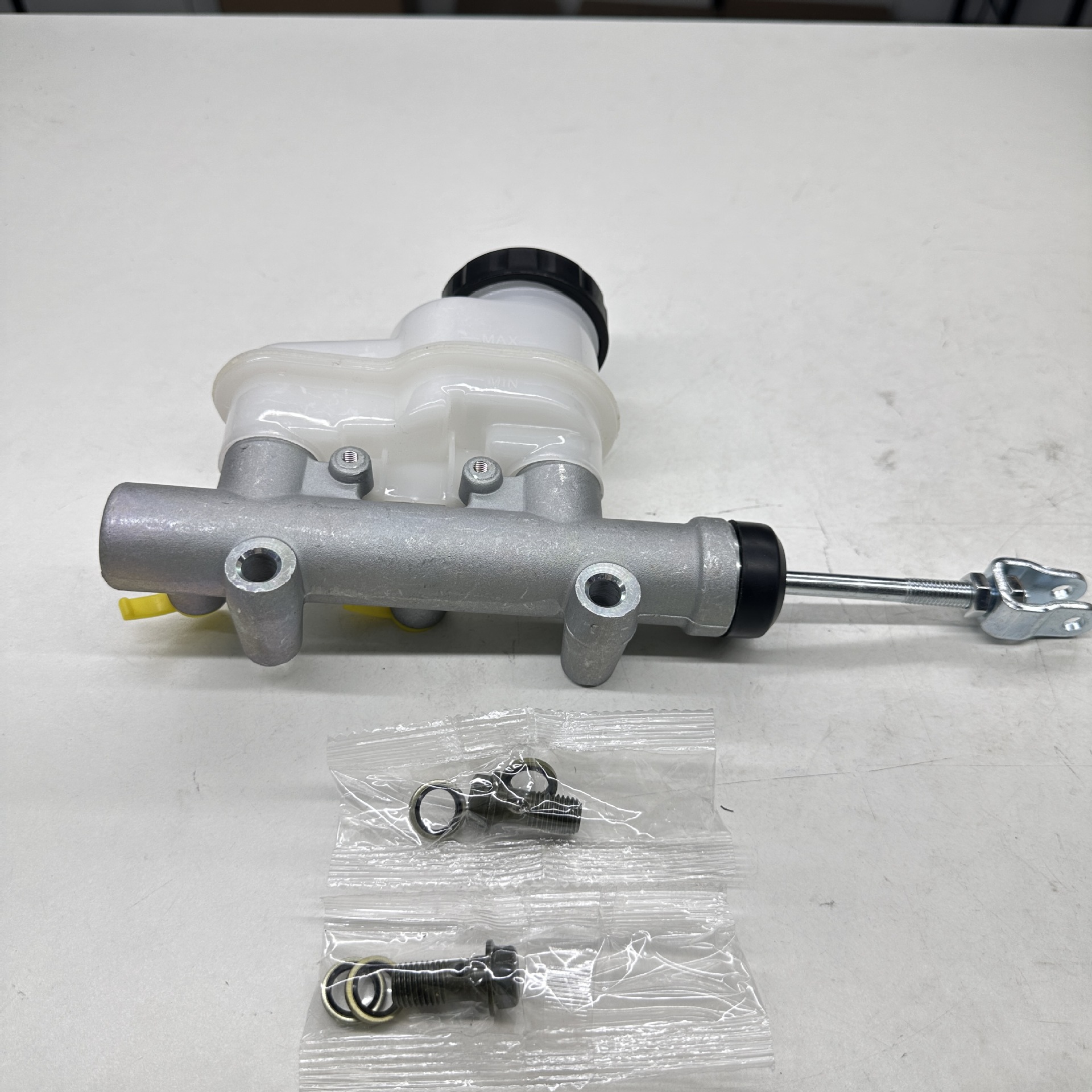 Suitable for Polaris Ranger brake master cylinder brake master pump 1911515 1911168 2203454