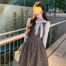 秋冬新款韩系温柔风波点高级气质显瘦女装打底长袖上衣无袖连衣裙