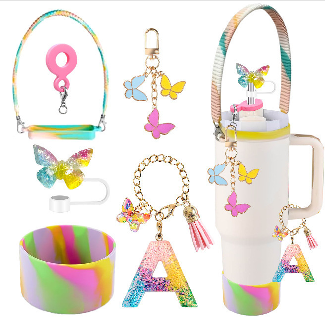 7pcs taza Stanley cuerda de mano colgante de silicona flor tapa de pajita bola de felpa colgante de copa cadena de taza de color