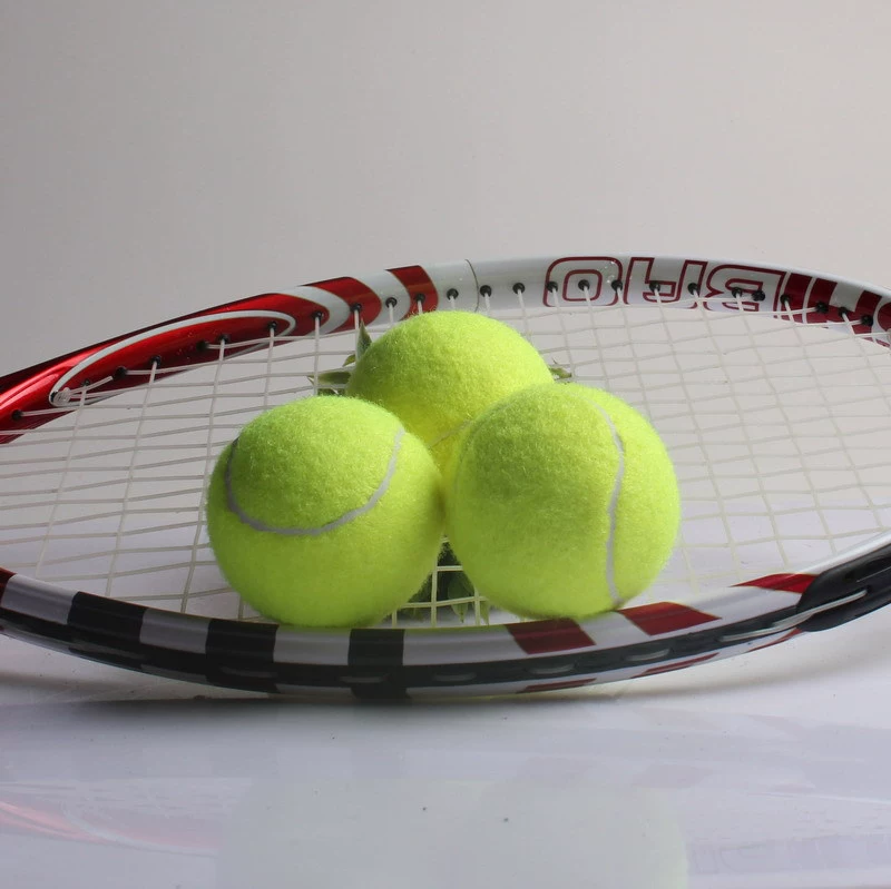 Красный массажер для ст tennis