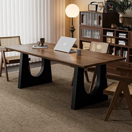 实木床;餐桌;电脑桌