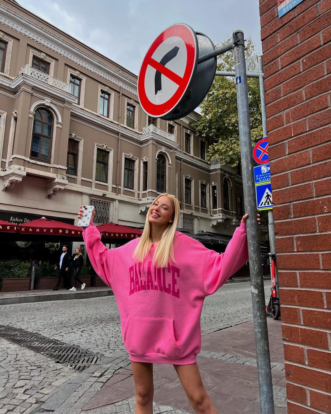 2022 Ženski casual modni potiskani odebeljeni vsestranski pulover s kapuco in dolgimi rokavi za ženske_voghion.com