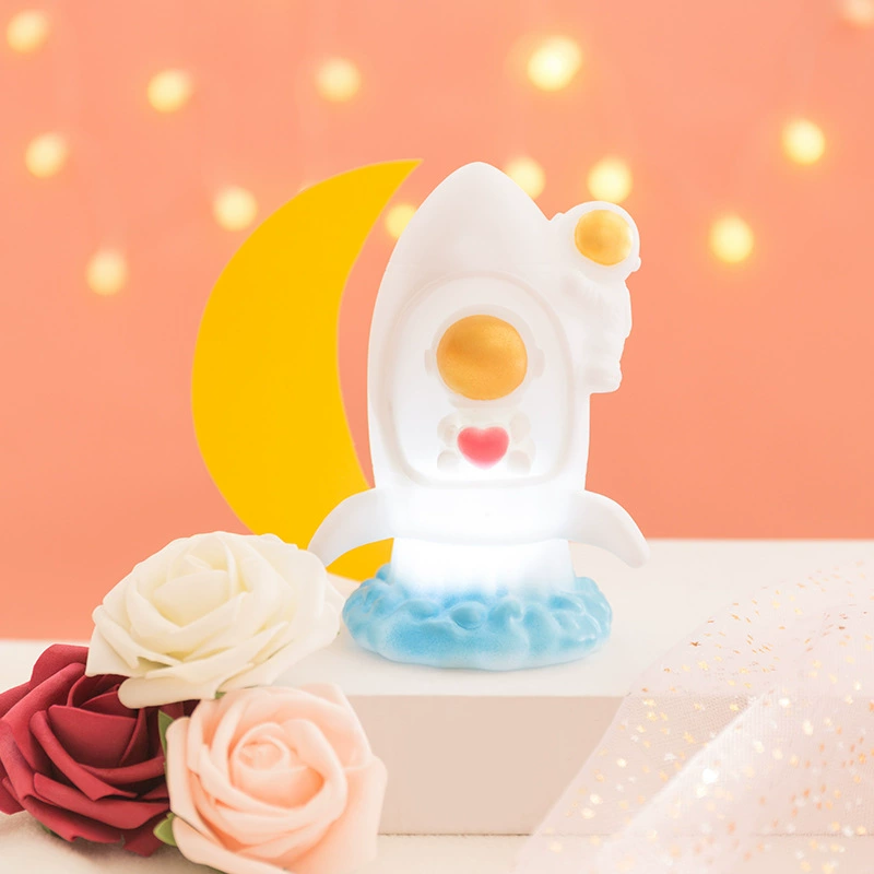 Astronaut night light (Nordic) piggy bank, LED bedroom lamp, cute birthday gift