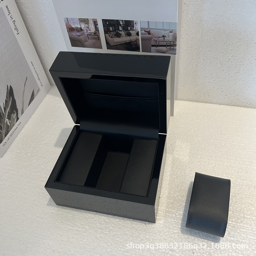 Painted Watch Box, Single Wooden Watch Box, Can Hold Cards, Gift Packaging, Storage Display Box, Piano Lacquer Box