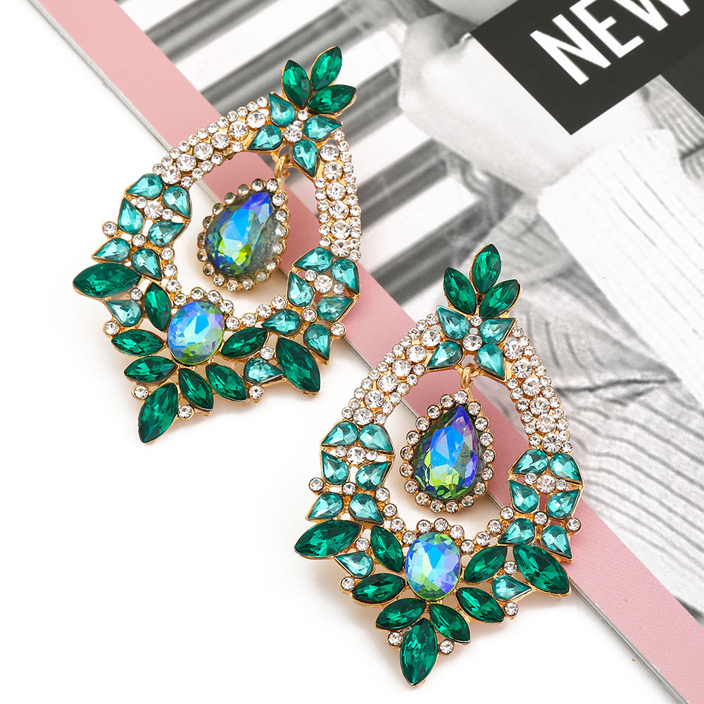 Fashion Color Diamond Alloy Geometric Earrings display picture 9