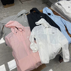 夏の新しいカップルの日焼け止め防風速乾通気性皮膚服コート