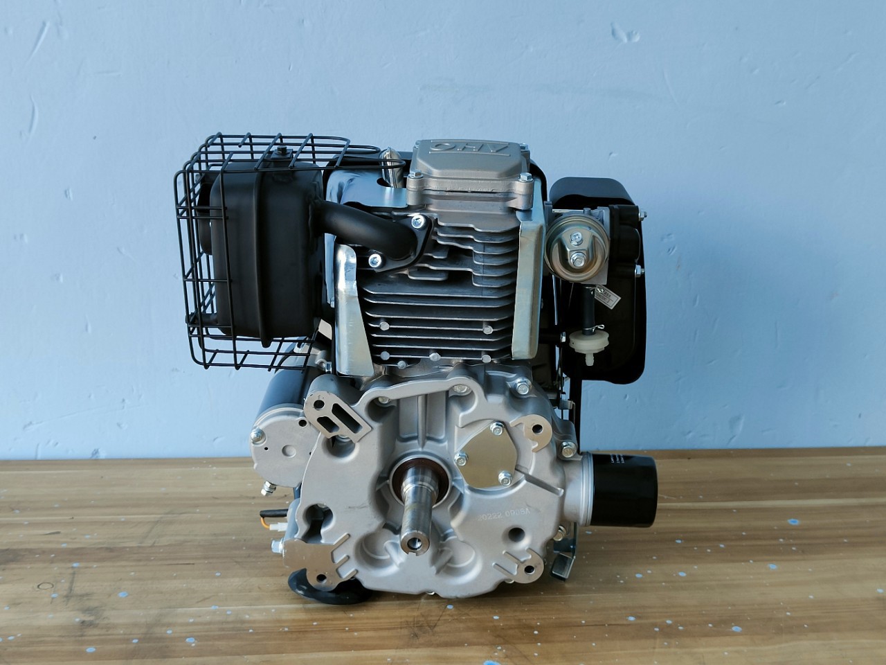Longxin LC1P92F-1 Vertical Axis Gasoline Engine 452cc16 Horsepower Line Removal Machine Remote Control Lawn Machine