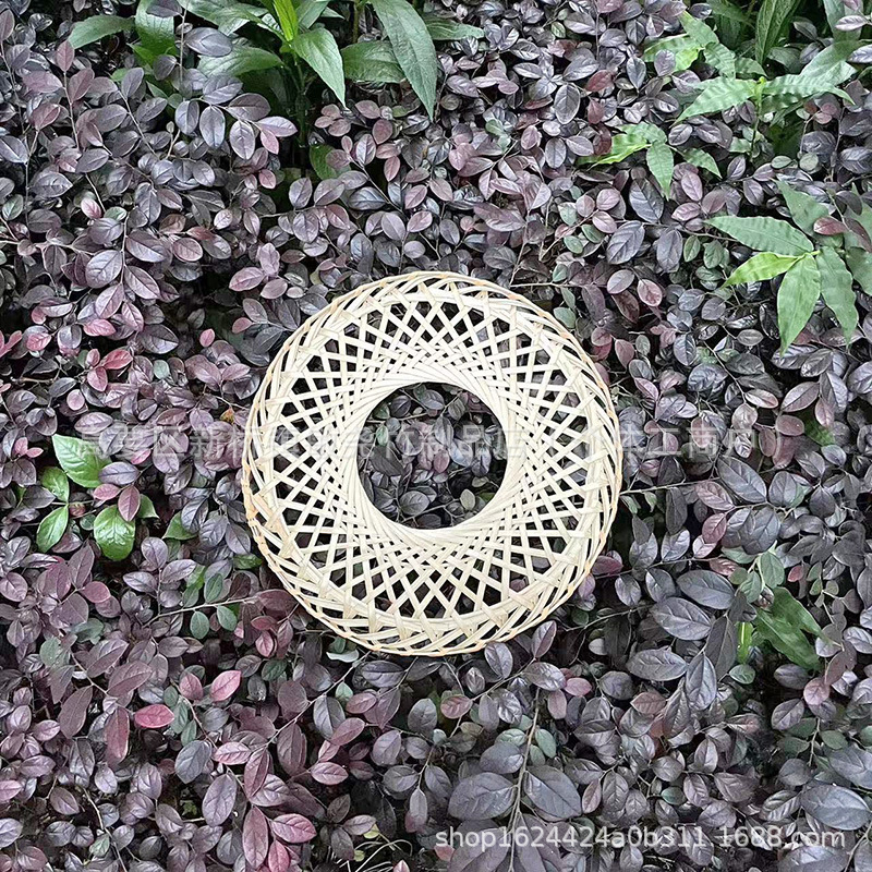 Bamboo trenzado sombrero redondo antiguo traje de artes marciales disparar artefactos de danza de alta calidad para hacer decoración de pintura de fondo