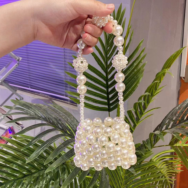 Mini bolsa de mão com pérolas feita à mão para mulher_voghion.com
