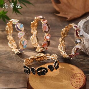 �羳�¿�m�Ųʲ�Ҏ�t�E�A�������CŮʿ�r�и߼��Ў׺ΙE�A���