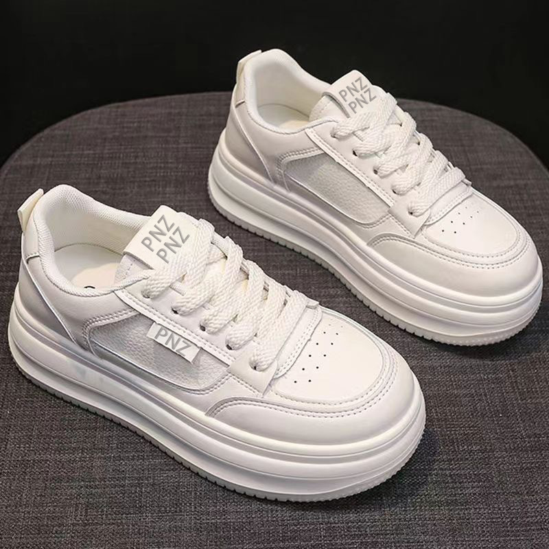 Zapatos blancos de suela gruesa para mujeres 2025 nuevos muffins de otoño zapatos deportivos transpirables para estudiantes casuales con suela suave aumentando la altura de los zapatos de skate image 5