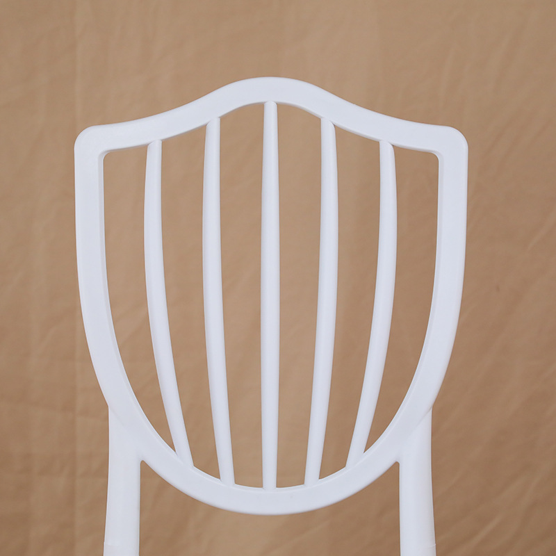 Fábrica de fuente moderna silla de plástico simple banquete al aire libre silla de boda espesa silla de comedor respaldo puede apilar caña